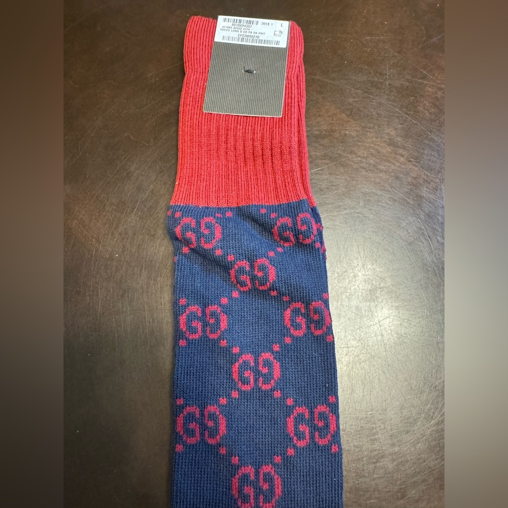 New Authentic Gucci GG Supreme Logo Navy Red Socks Size L - Picture 4 of 14